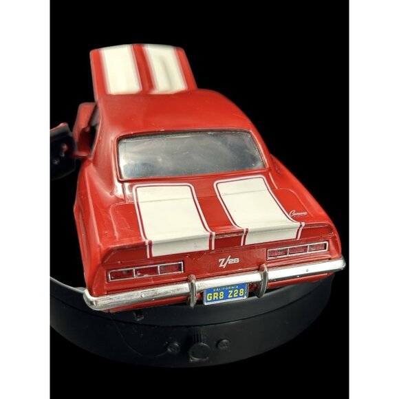 1969 Red & White Stripes Camaro Z/28 1993 ERTL American Muscle : 1/18 Diecast - Picture 7 of 14